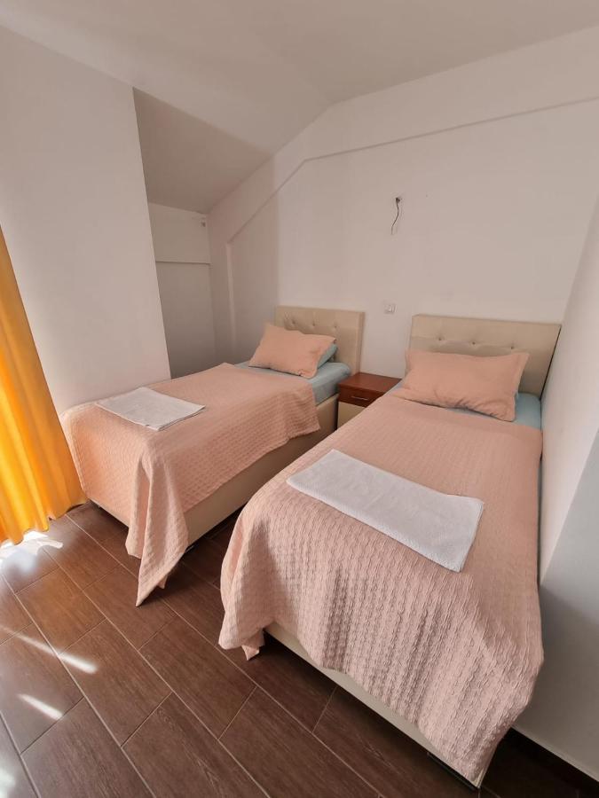 Apartmani Selektor Бело Поле Екстериор снимка